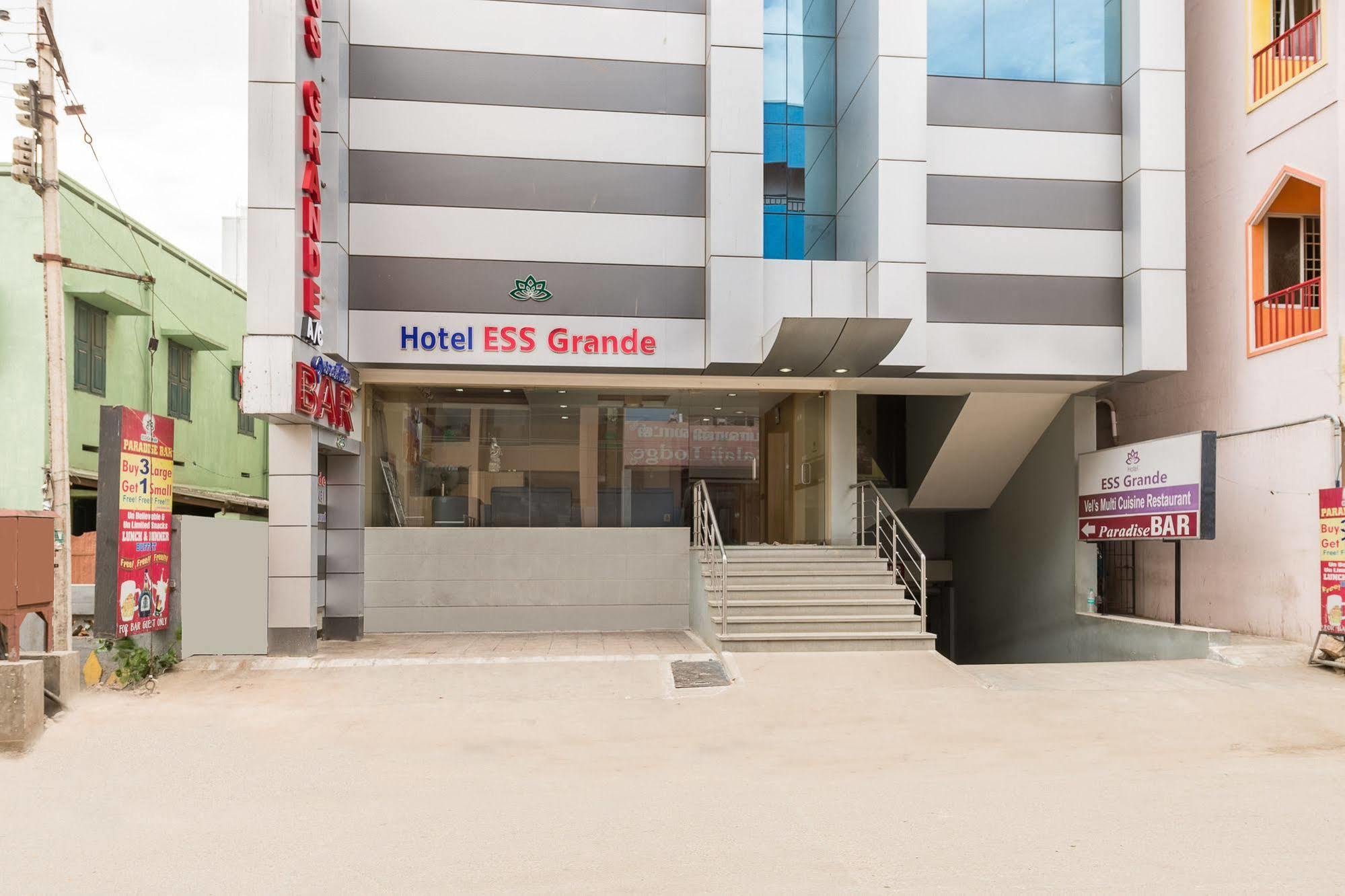 Treebo Ess Grande Hotel Kojambuttúr Kültér fotó